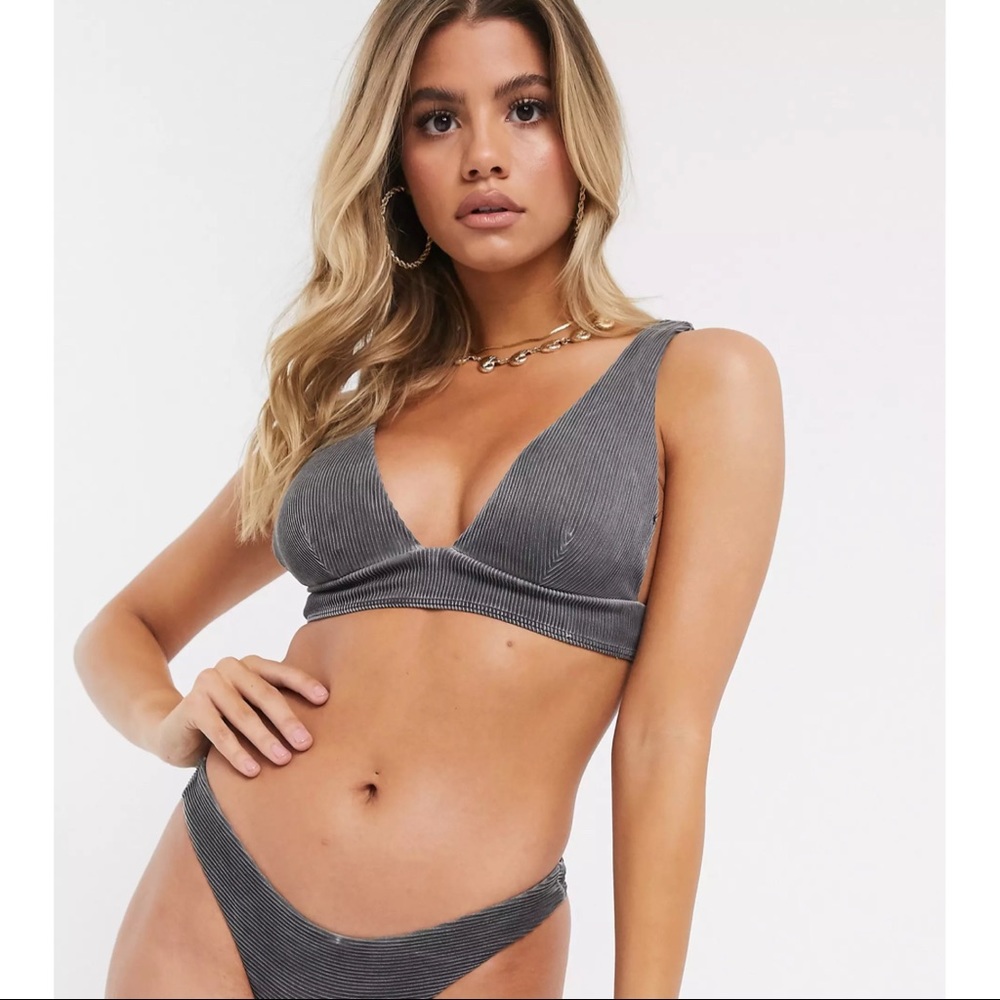 RVCA Salt Wash Bikini Top, XL NWOT